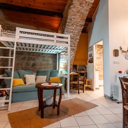 Petite Maison Pleine Nature La Bastide-Pradines Esterno foto